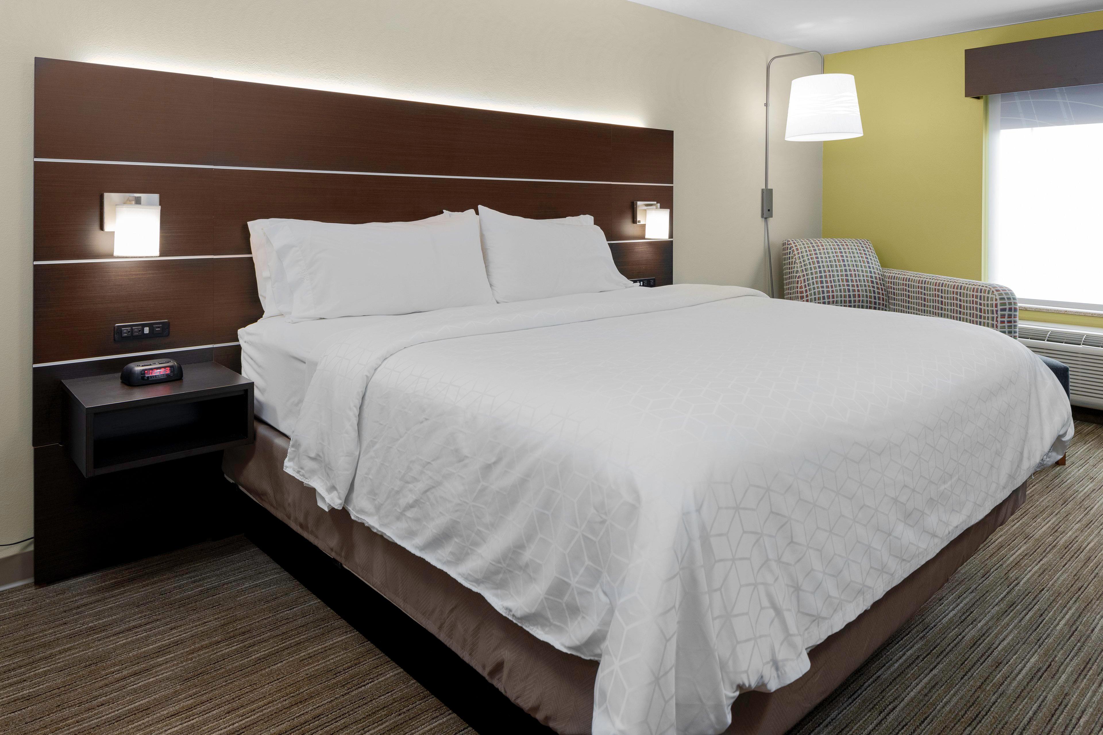 Express & North By Ihg Hotel