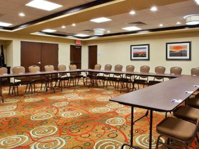 Express & North By Ihg Cordele